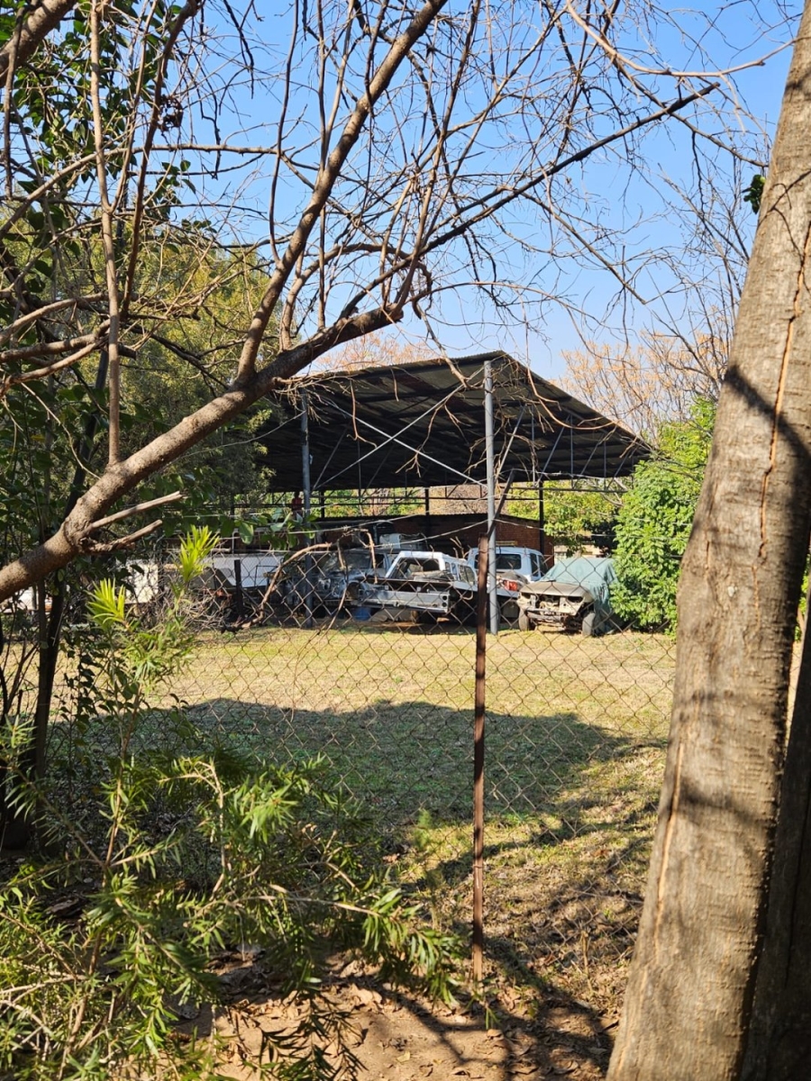 Commercial Property for Sale in Kameeldrift West Gauteng