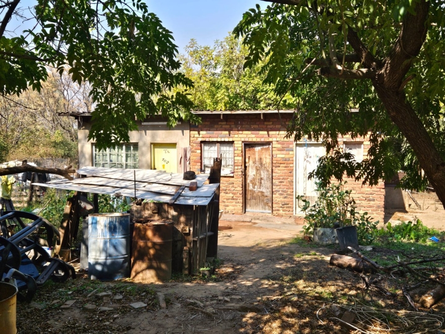 Commercial Property for Sale in Kameeldrift West Gauteng