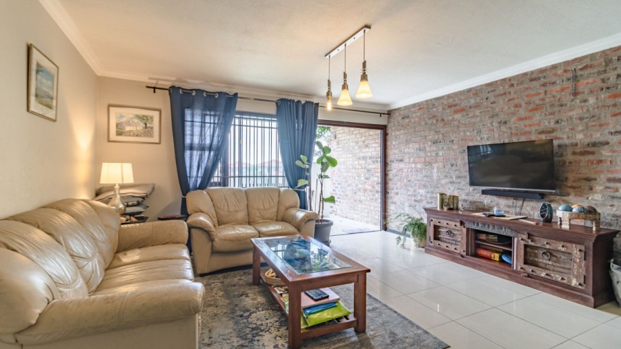 2 Bedroom Property for Sale in Solheim Gauteng