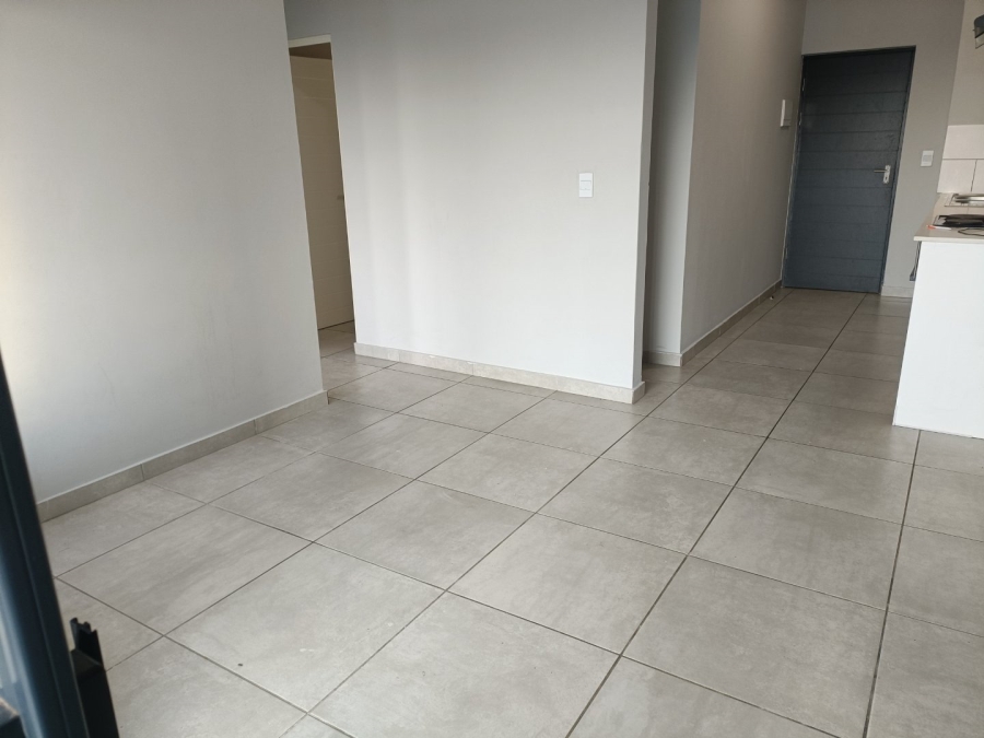2 Bedroom Property for Sale in Glen Marais Gauteng