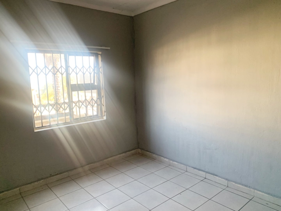 To Let 2 Bedroom Property for Rent in Randburg Central Gauteng