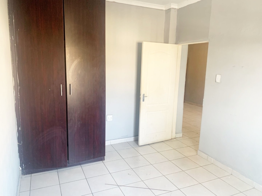 To Let 2 Bedroom Property for Rent in Randburg Central Gauteng