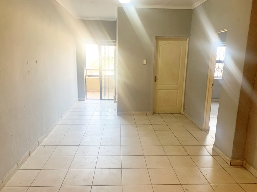 To Let 2 Bedroom Property for Rent in Randburg Central Gauteng