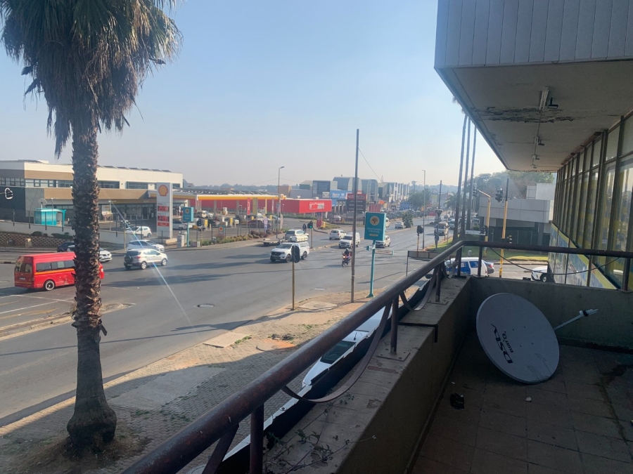 To Let 2 Bedroom Property for Rent in Randburg Central Gauteng