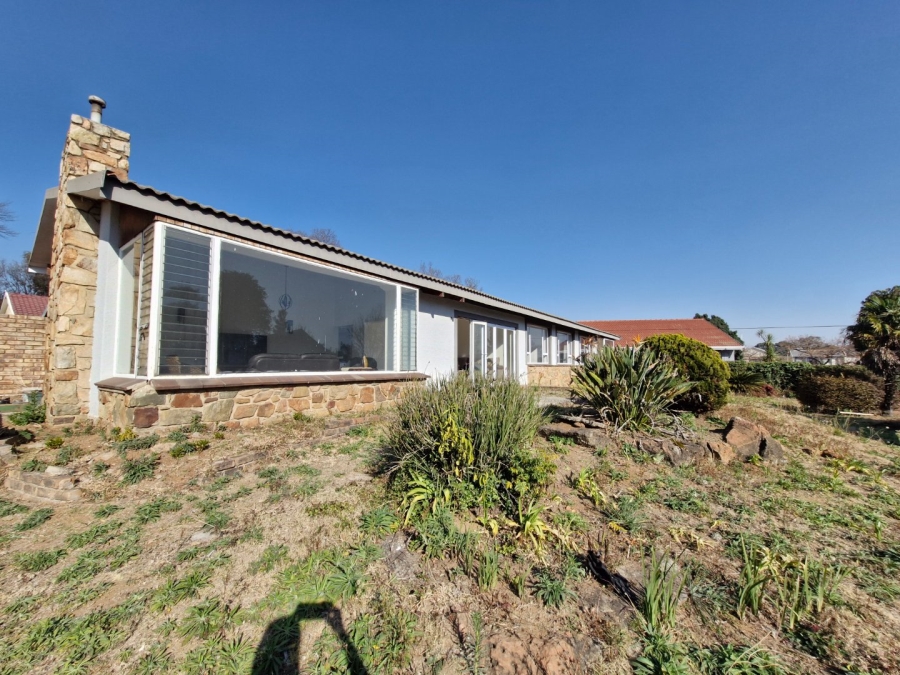 4 Bedroom Property for Sale in Libradene Gauteng