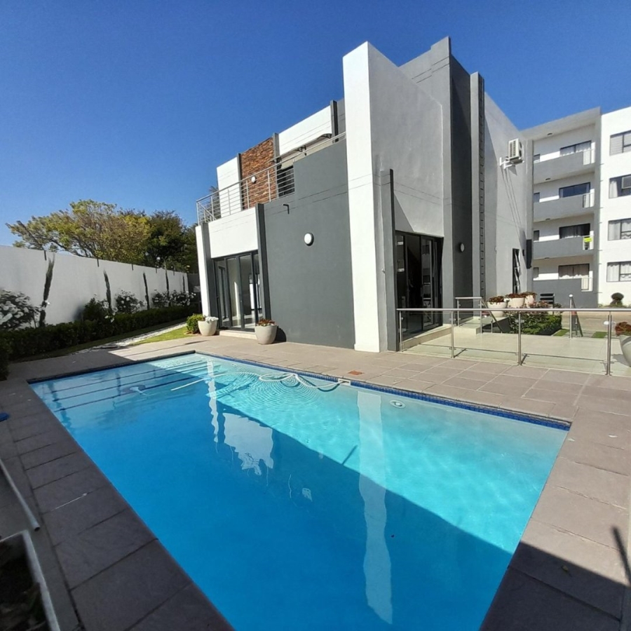 1 Bedroom Property for Sale in Carlswald Gauteng