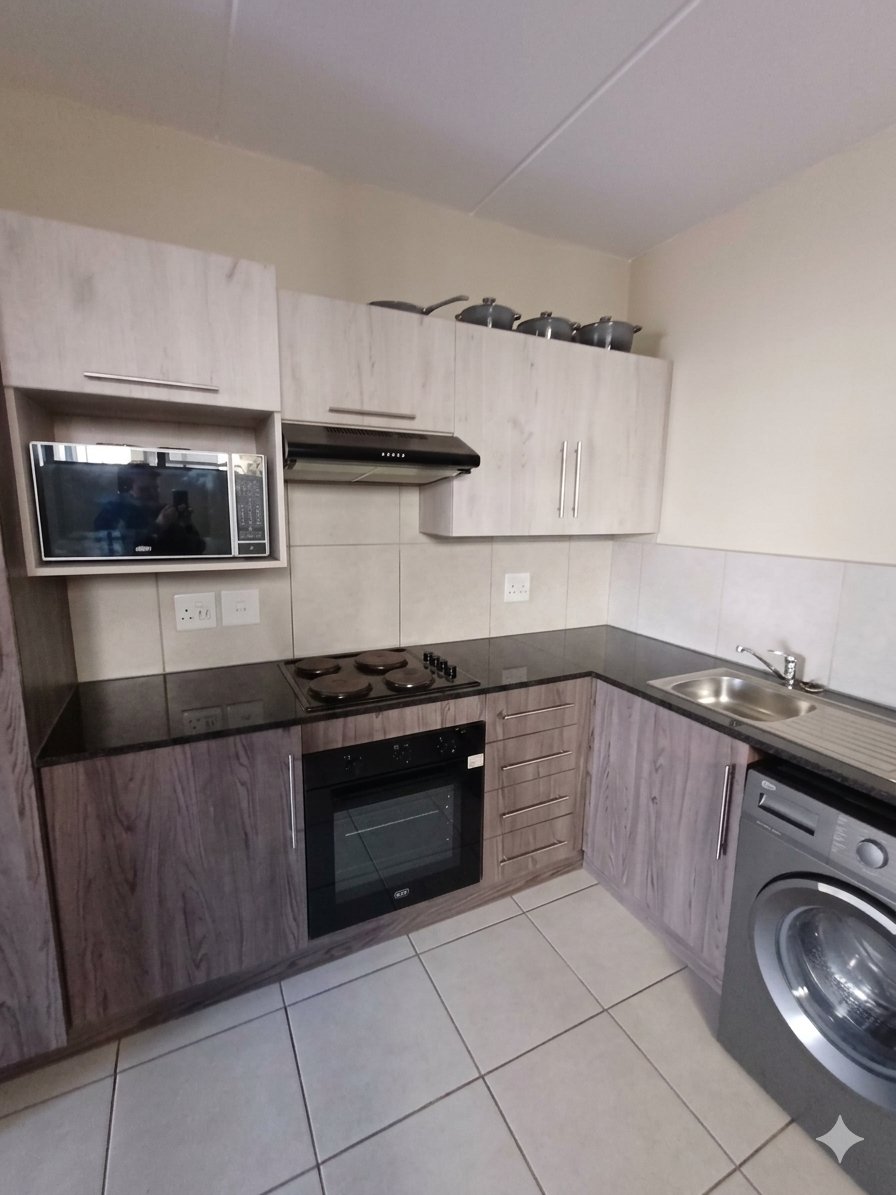 1 Bedroom Property for Sale in Norton Park Gauteng