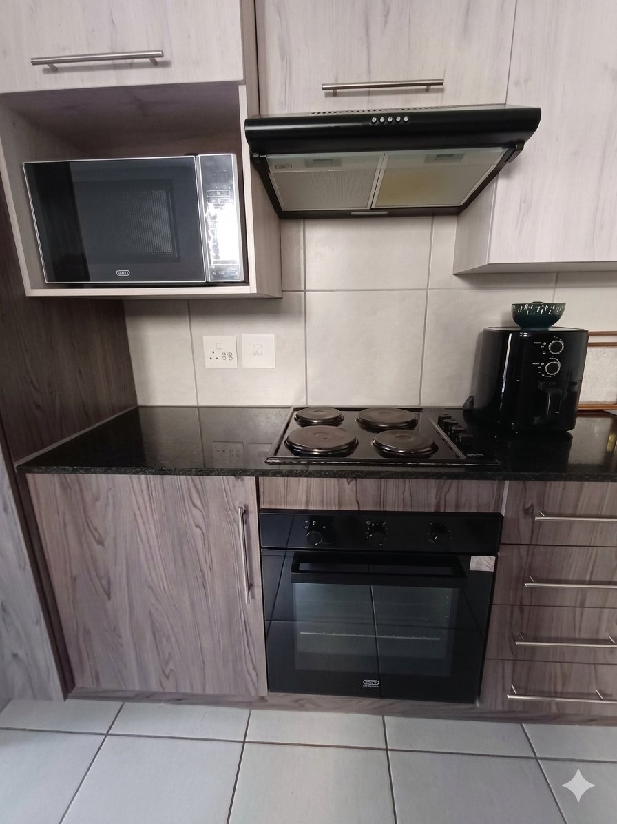 1 Bedroom Property for Sale in Norton Park Gauteng