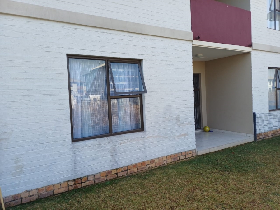 1 Bedroom Property for Sale in Norton Park Gauteng