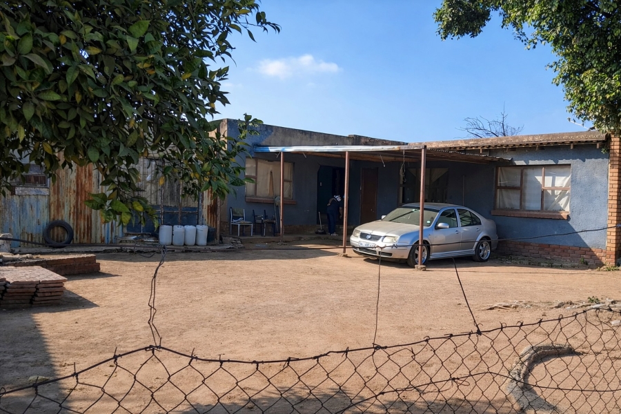 2 Bedroom Property for Sale in Soshanguve T Gauteng
