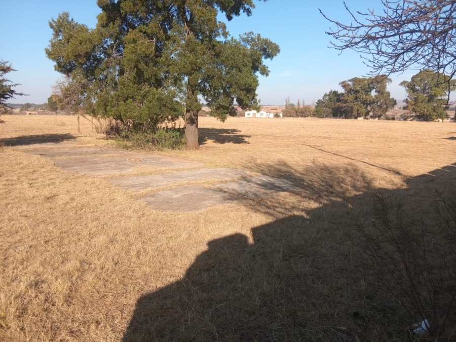 Commercial Property for Sale in Mapleton A H Gauteng
