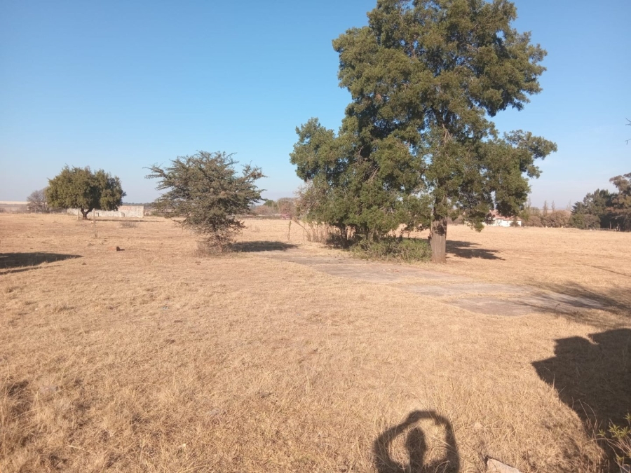 Commercial Property for Sale in Mapleton A H Gauteng