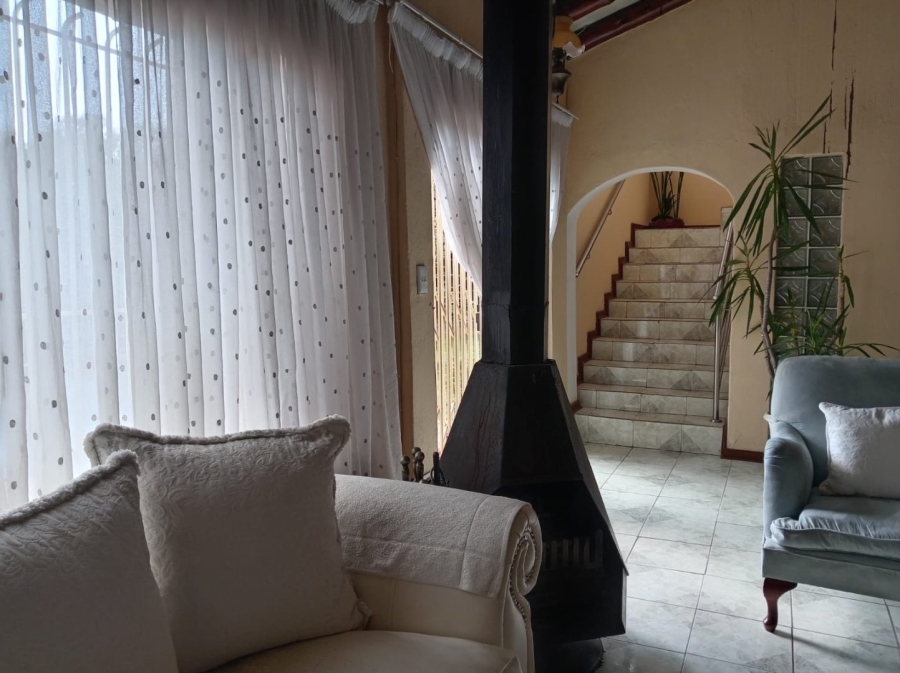 4 Bedroom Property for Sale in Birch Acres Gauteng