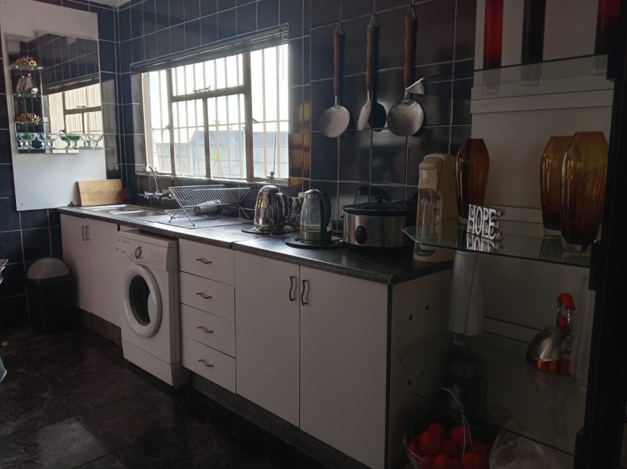 4 Bedroom Property for Sale in Birch Acres Gauteng
