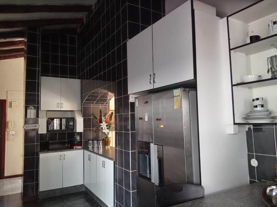 4 Bedroom Property for Sale in Birch Acres Gauteng