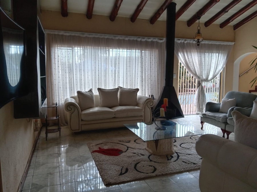 4 Bedroom Property for Sale in Birch Acres Gauteng
