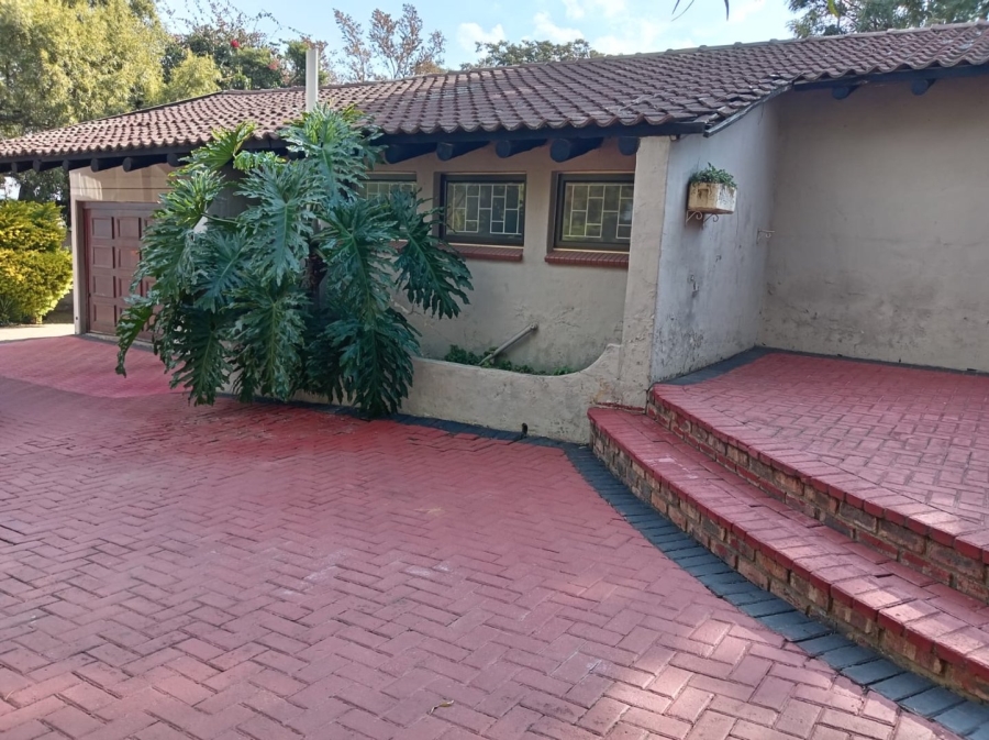 4 Bedroom Property for Sale in Birch Acres Gauteng