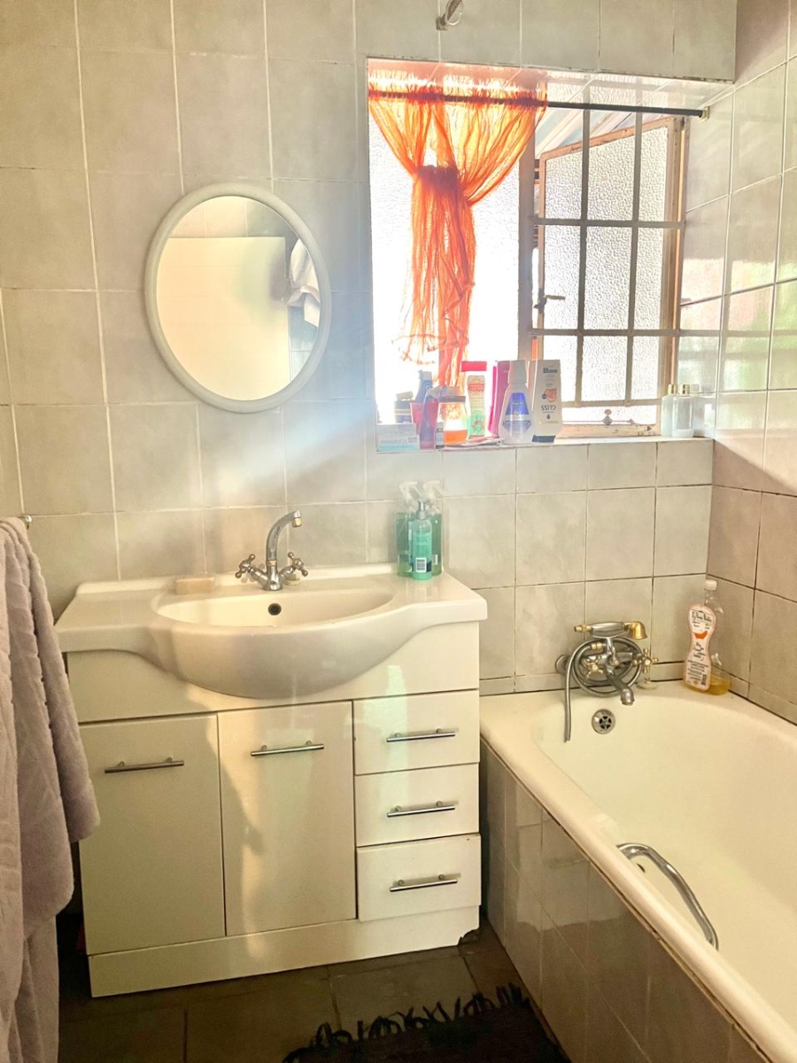 3 Bedroom Property for Sale in Three Rivers Gauteng