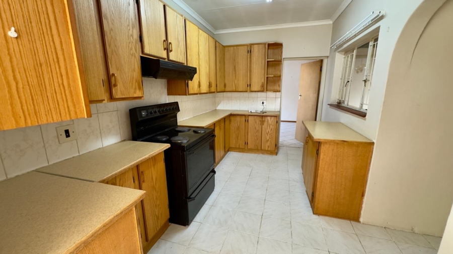 To Let 4 Bedroom Property for Rent in Wierda Park Gauteng