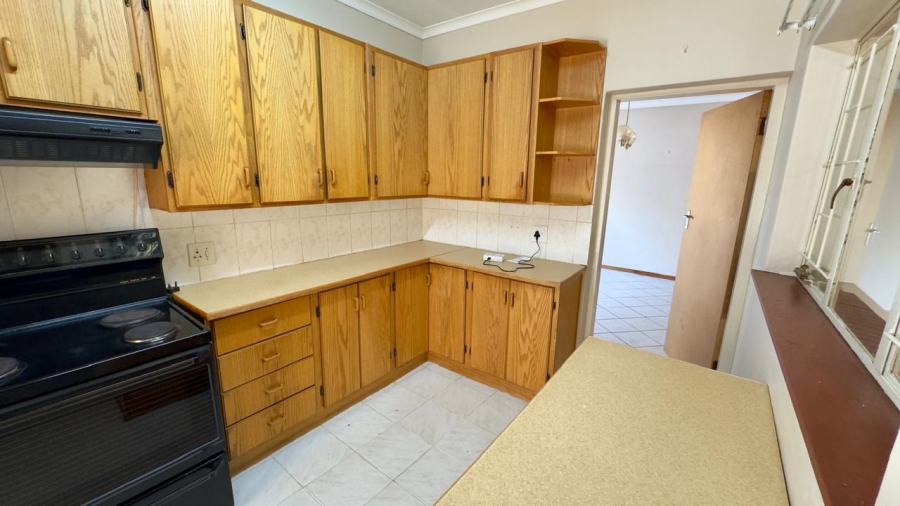 To Let 4 Bedroom Property for Rent in Wierda Park Gauteng