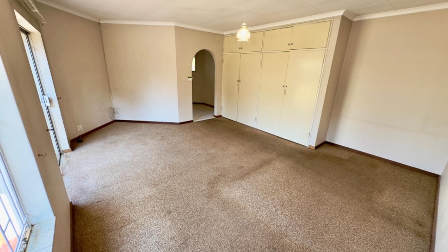 To Let 4 Bedroom Property for Rent in Wierda Park Gauteng