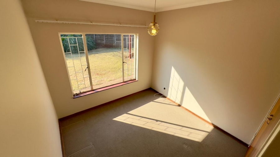 To Let 4 Bedroom Property for Rent in Wierda Park Gauteng