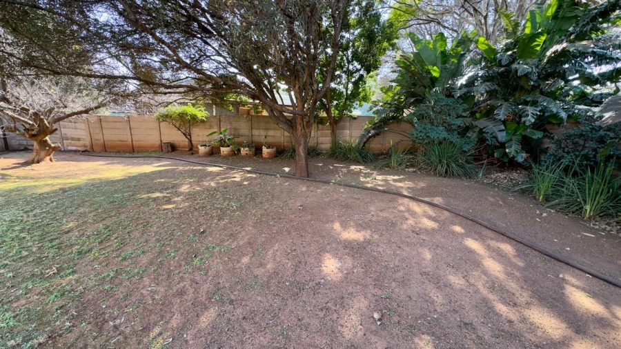 To Let 4 Bedroom Property for Rent in Wierda Park Gauteng