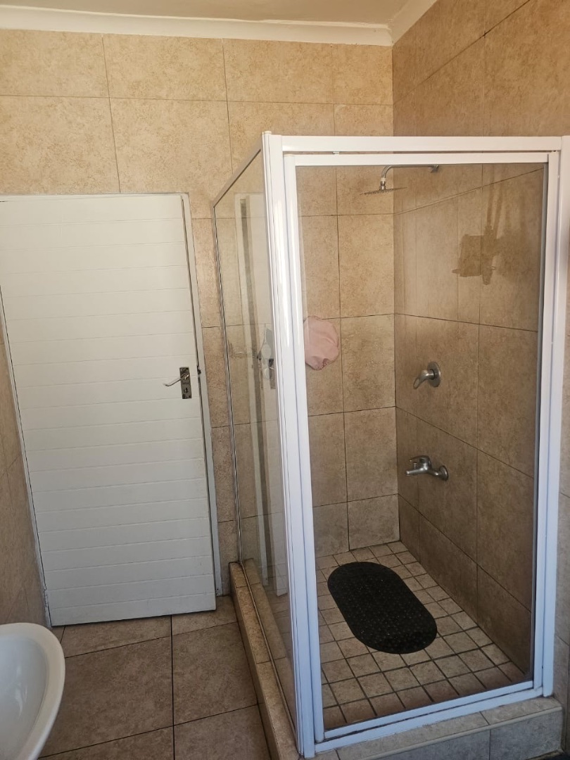2 Bedroom Property for Sale in Lenasia Ext 10 Gauteng