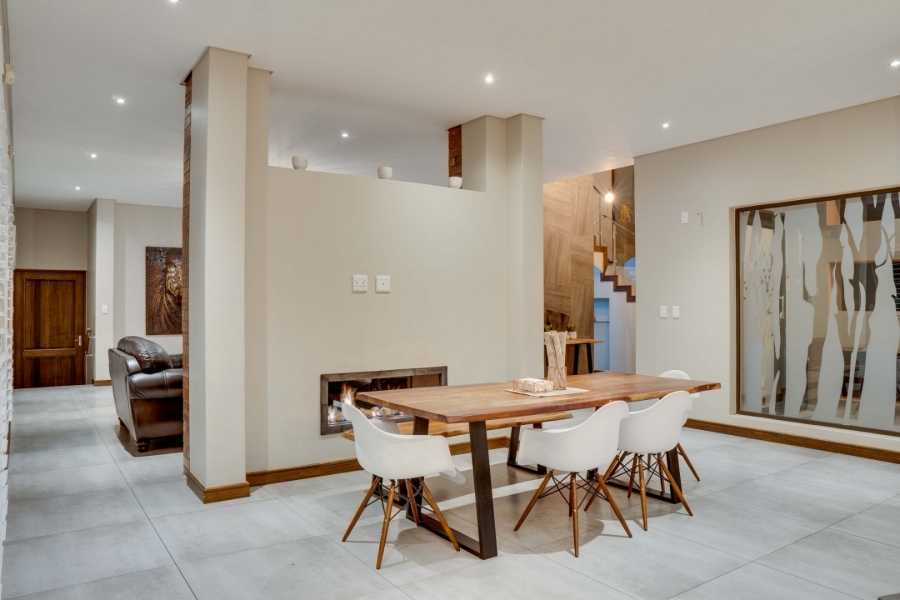 To Let 6 Bedroom Property for Rent in Bryanston Gauteng