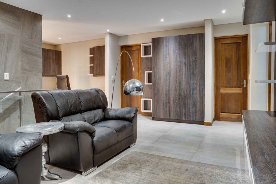 To Let 6 Bedroom Property for Rent in Bryanston Gauteng
