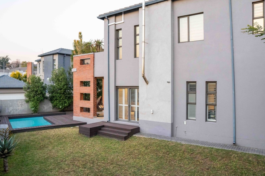 To Let 6 Bedroom Property for Rent in Bryanston Gauteng