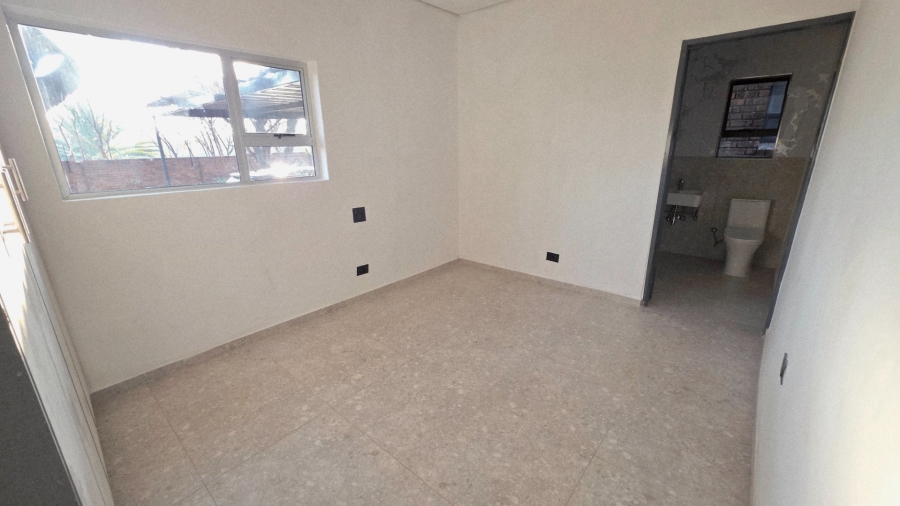  Bedroom Property for Sale in Raslouw Gauteng