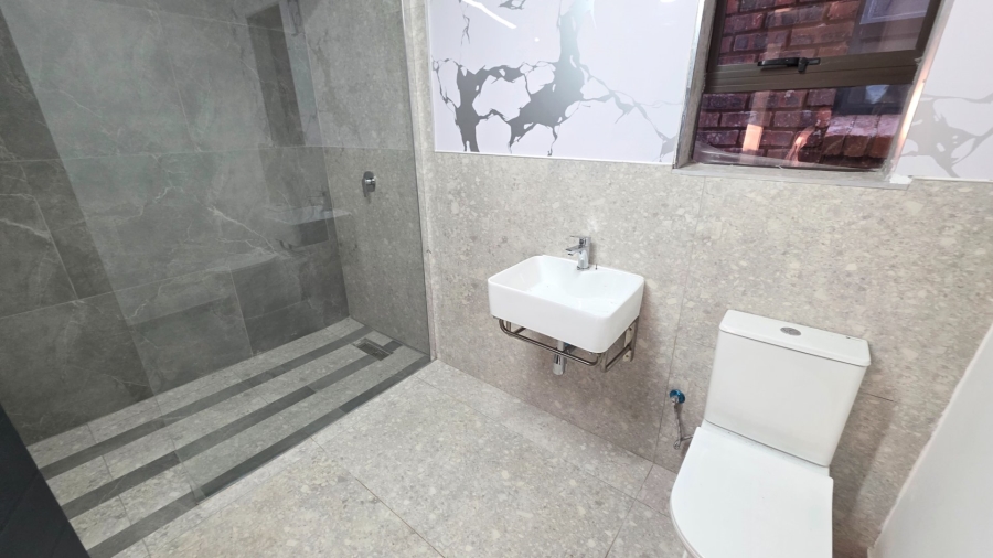 Bedroom Property for Sale in Raslouw Gauteng
