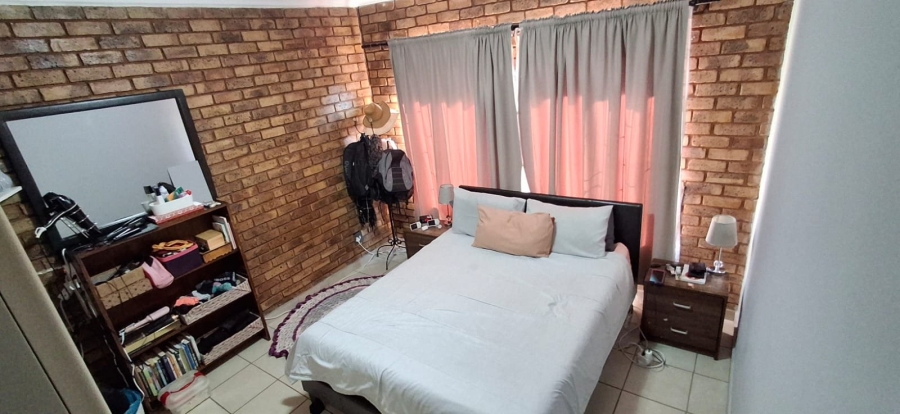 3 Bedroom Property for Sale in Doornpoort Gauteng