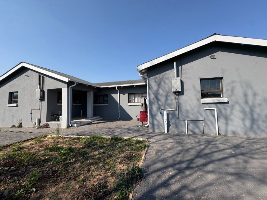 7 Bedroom Property for Sale in Wonderboom South Gauteng