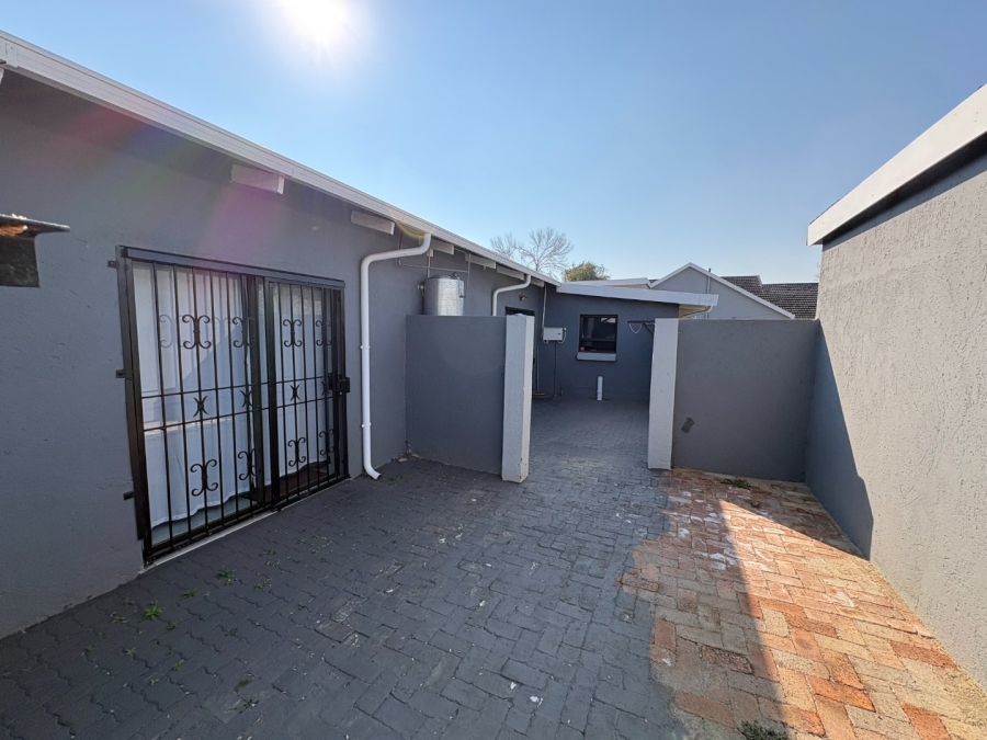 7 Bedroom Property for Sale in Wonderboom South Gauteng