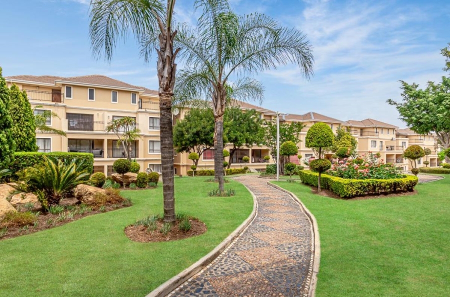 3 Bedroom Property for Sale in Erand Gardens Gauteng
