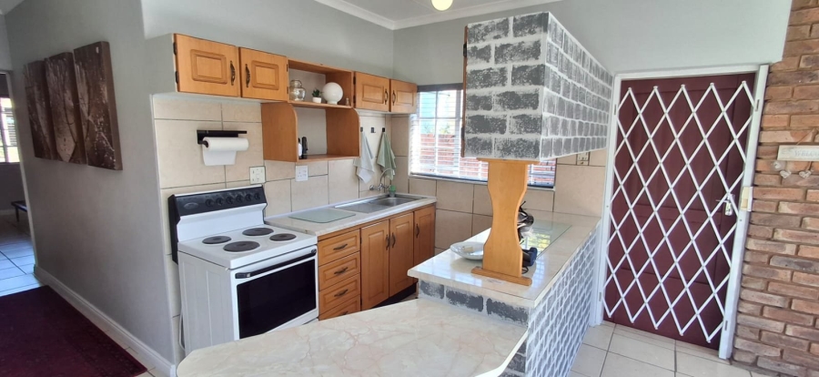 3 Bedroom Property for Sale in Dorandia Gauteng