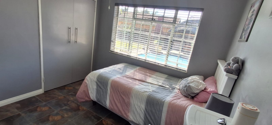 3 Bedroom Property for Sale in Dorandia Gauteng