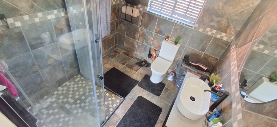 3 Bedroom Property for Sale in Dorandia Gauteng
