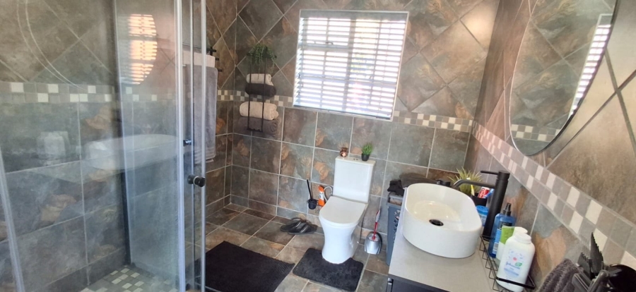 3 Bedroom Property for Sale in Dorandia Gauteng