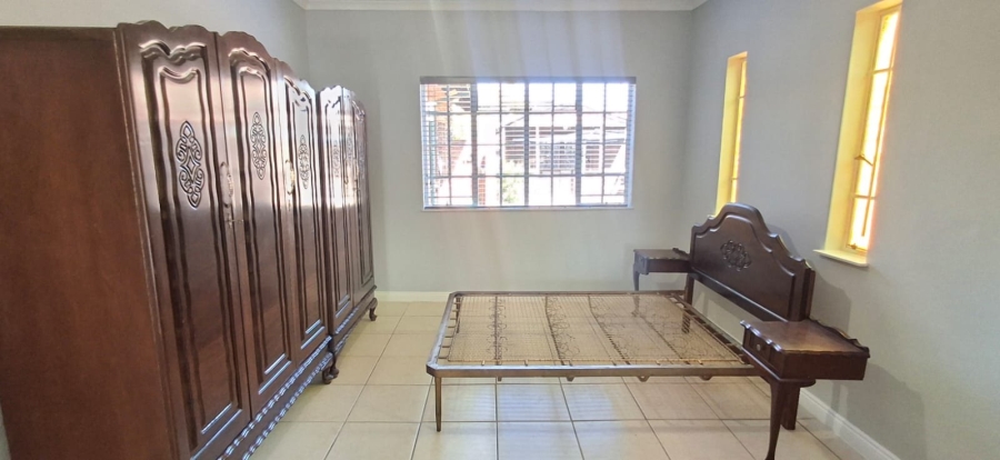 3 Bedroom Property for Sale in Dorandia Gauteng