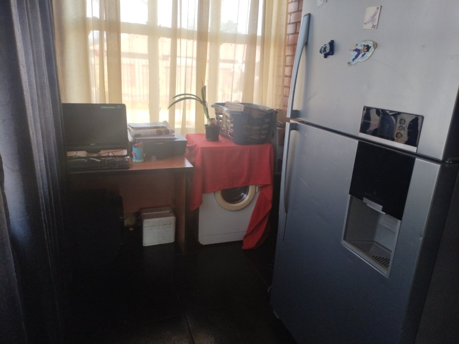 3 Bedroom Property for Sale in Casseldale Gauteng