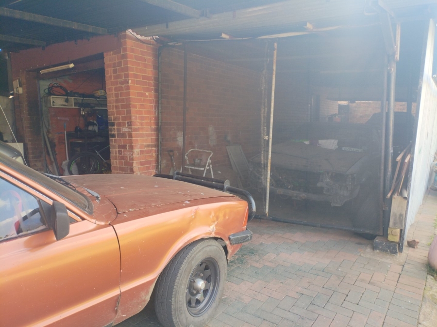 3 Bedroom Property for Sale in Casseldale Gauteng