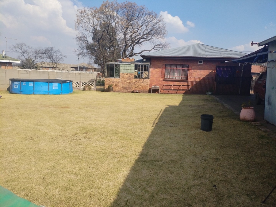 3 Bedroom Property for Sale in Casseldale Gauteng