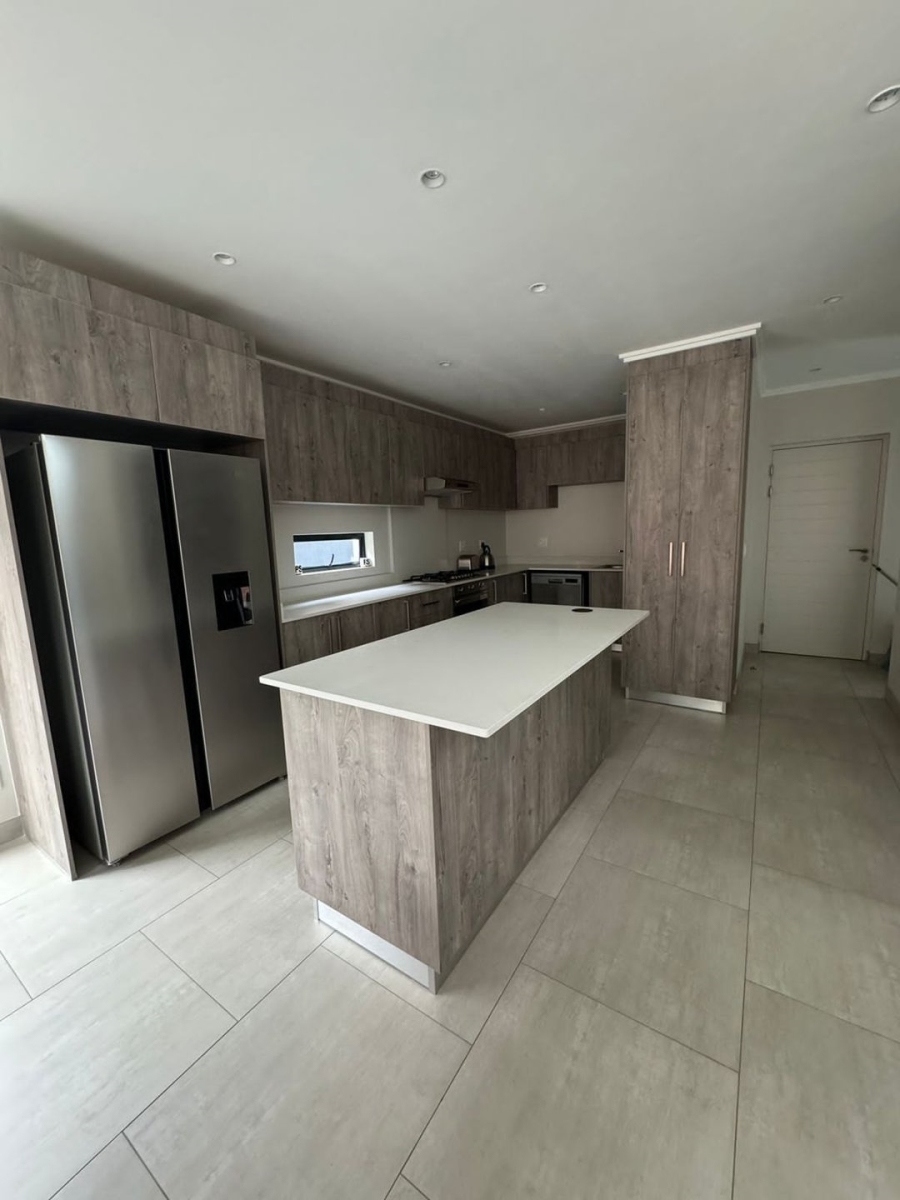  Bedroom Property for Sale in Morningside Gauteng