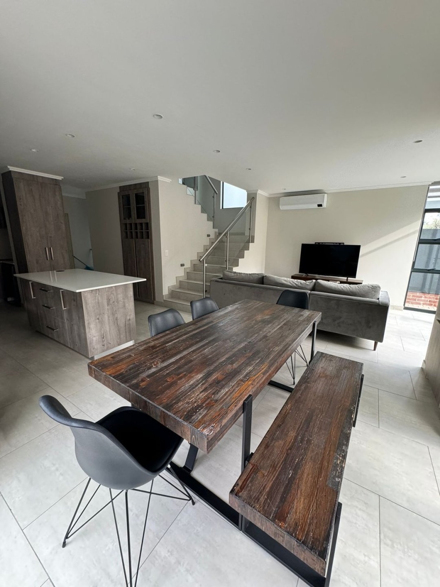 Bedroom Property for Sale in Morningside Gauteng