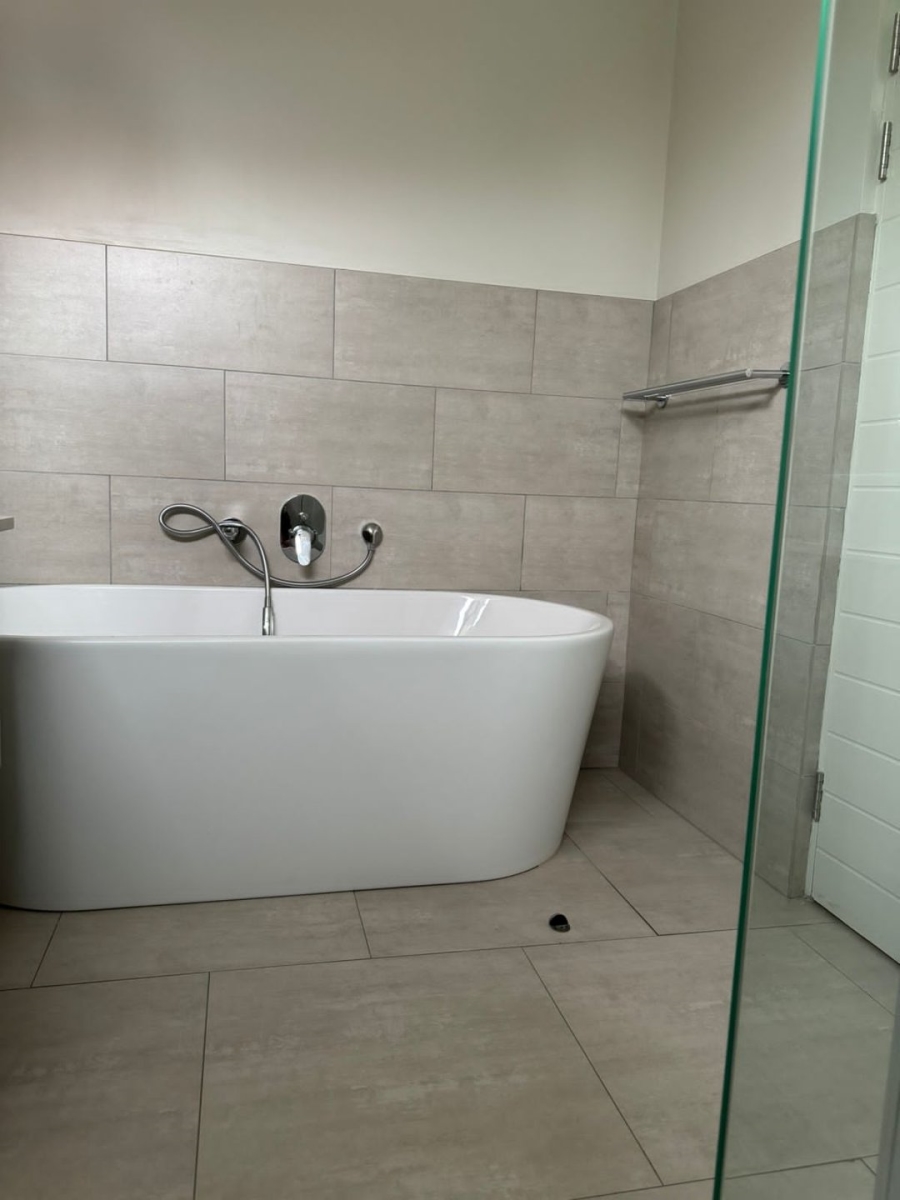  Bedroom Property for Sale in Morningside Gauteng