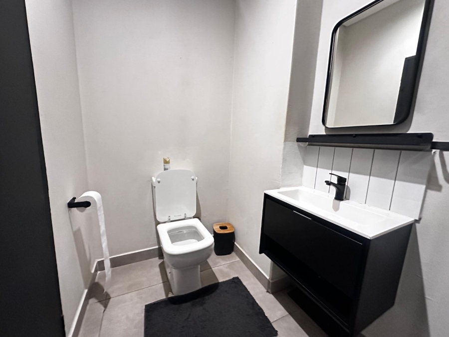 To Let 1 Bedroom Property for Rent in Sandton Central Gauteng