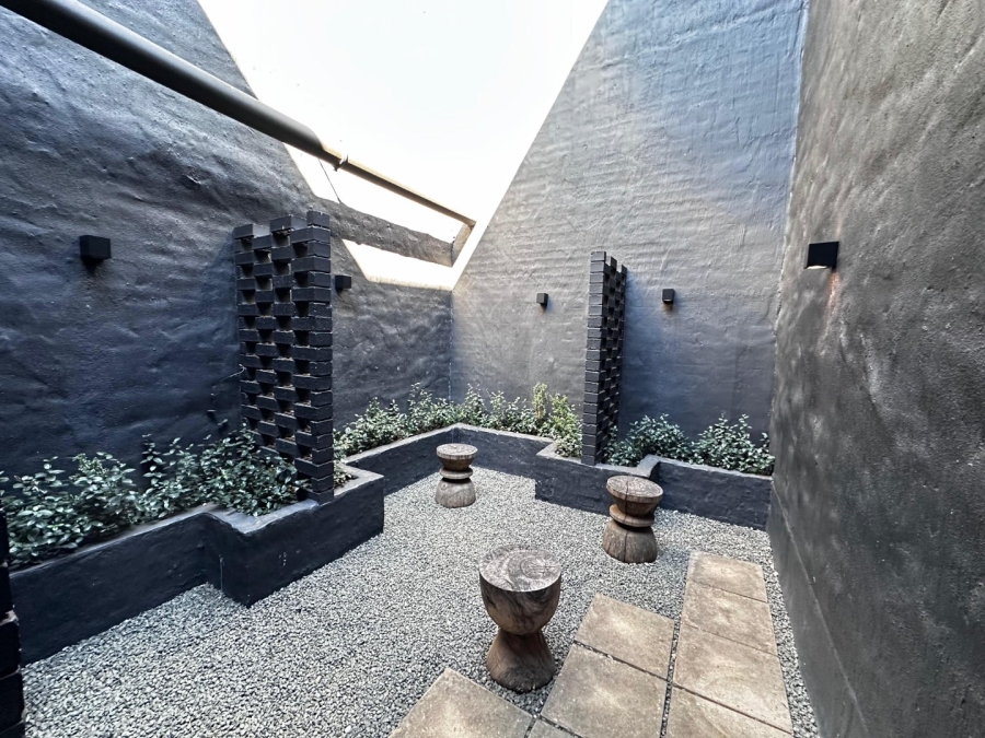 To Let 1 Bedroom Property for Rent in Sandton Central Gauteng